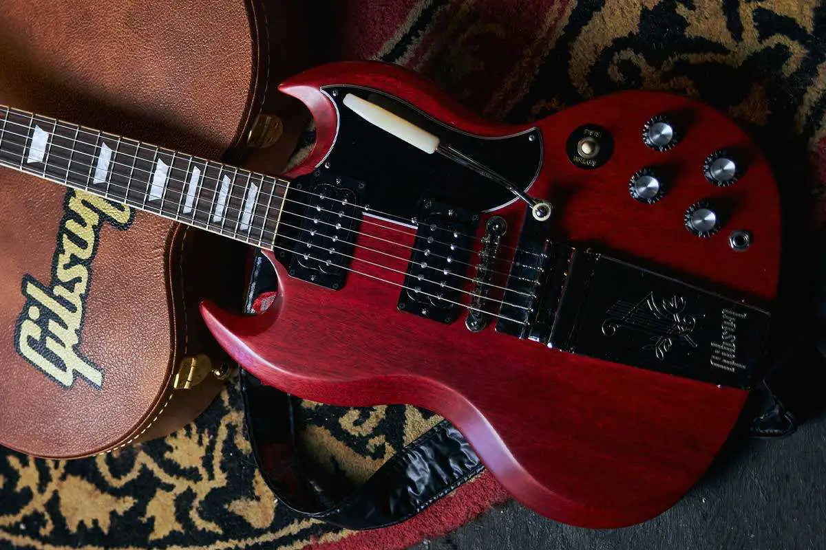 Different Variants of Gibson SG