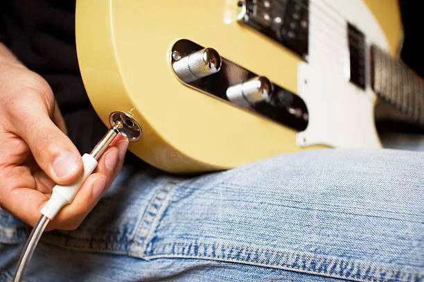 can guitar cables be used for bass