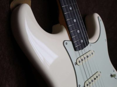 ANATOMY OF AN ELECTRIC GUITAR, acoustic guitars, guitar strap, whammy bar, guitar anatomy, truss rod