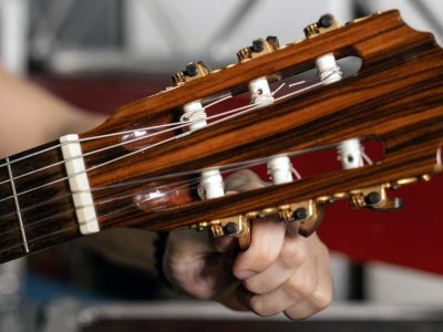 What is a Guitar Nut A Brief Explanation, electric, acoustic, bass, locking nut, zero fret nut, roller nut