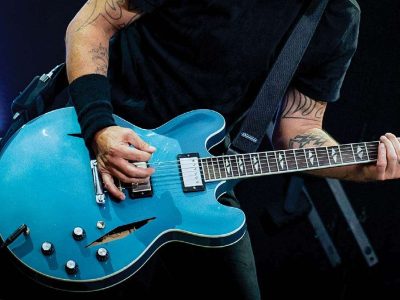 what guitar does dave grohl play, nirvana, foo fighters, fender, gibson trini lopez