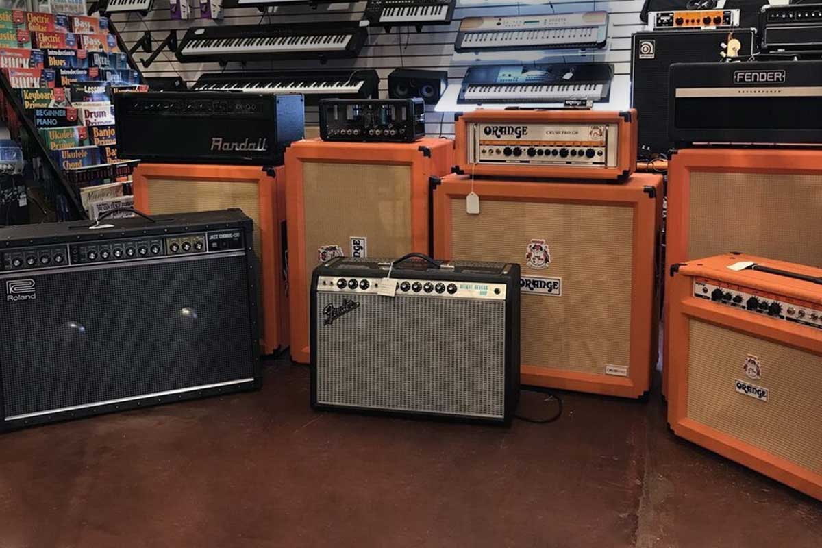 What Is A Guitar Combo Amp A Brief Overview Stay Tuned