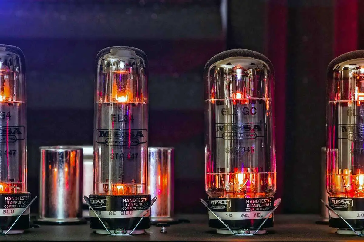 6L6 Vs EL34 Tubes The Ultimate Guide For Audiophiles