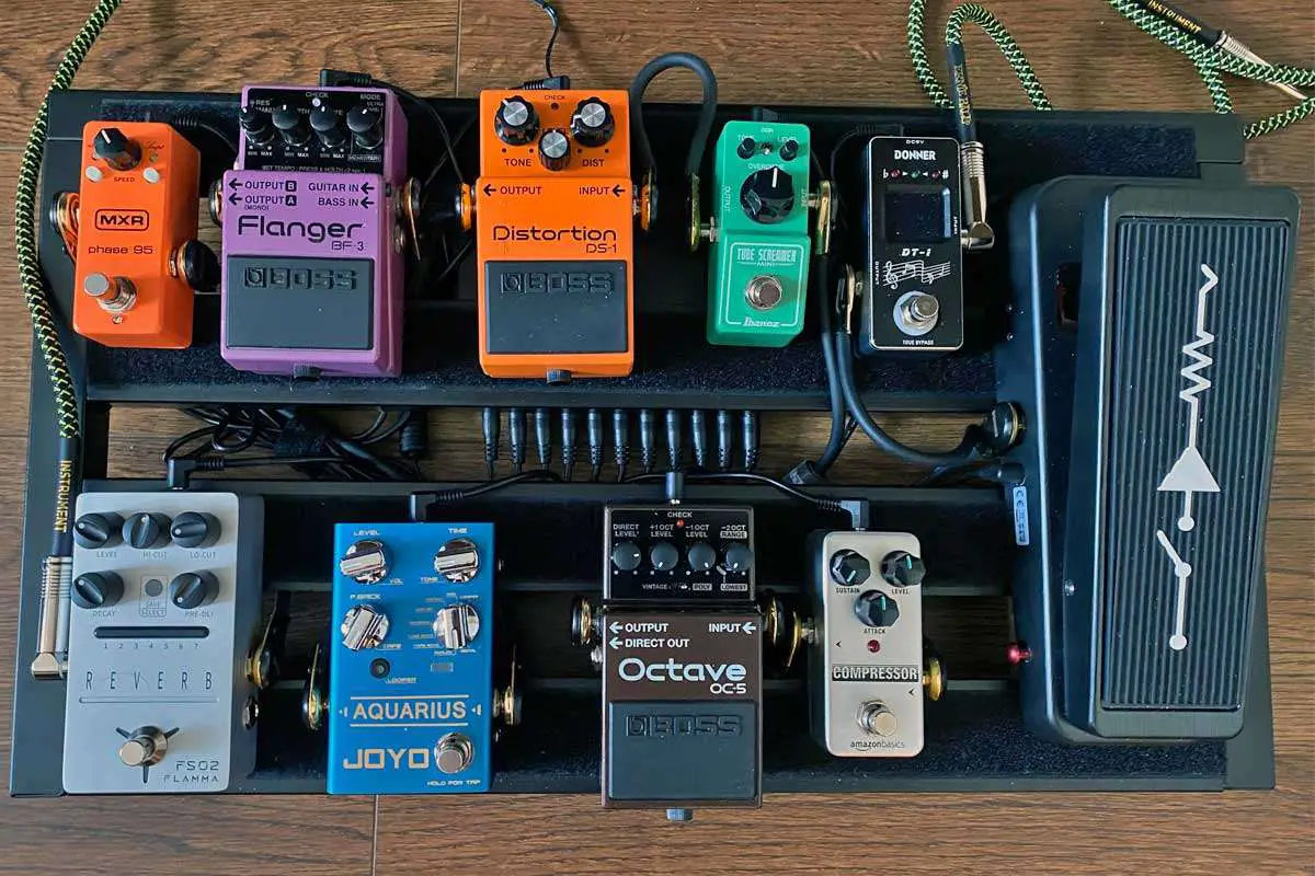 8 of The Best Pedalboard Options For Any Budget