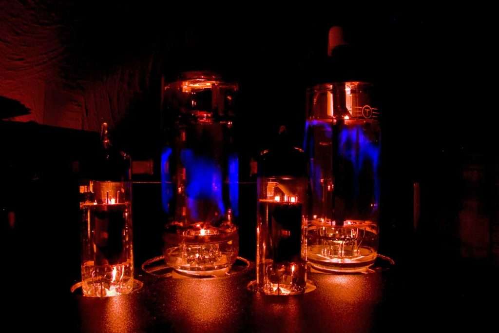 EL34 vs EL84: What You Need To Know About These Tubes - STG