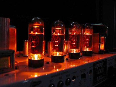 EL34 vs KT77 An Overview of What You Need To Know