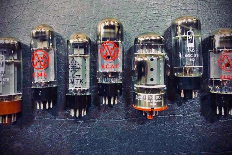 6L6 vs 6V6: What You Need To Know About These Tubes - STG