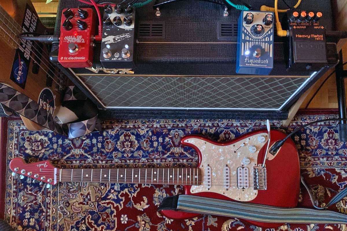 Guitar Effects, Pedals, and Sound Exploration
