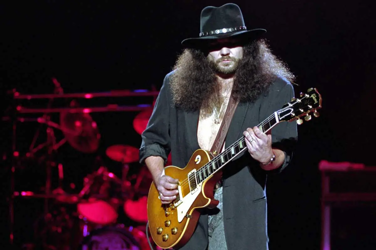Gary Rossington, a key figure in the rock music panorama, stood as a founding member and guitarist of Lynyrd Skynyrd