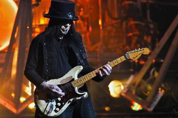 Mick Mars Medical Condition: What To Know About It & Legacy